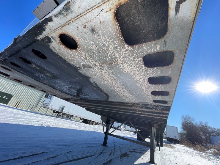 2023-stoughton-trailer-image-15