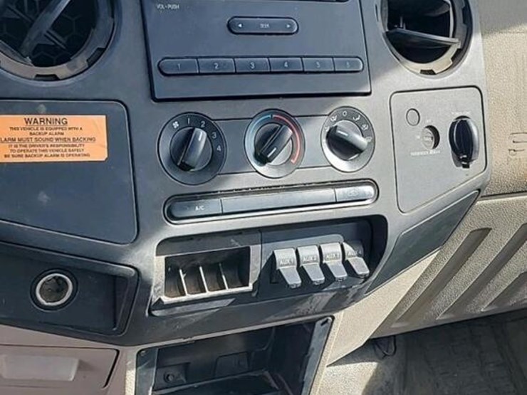 2008-ford-f350-image-13