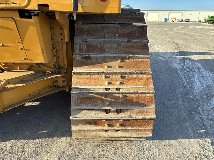 2016-caterpillar-d6n-lgp-image-44