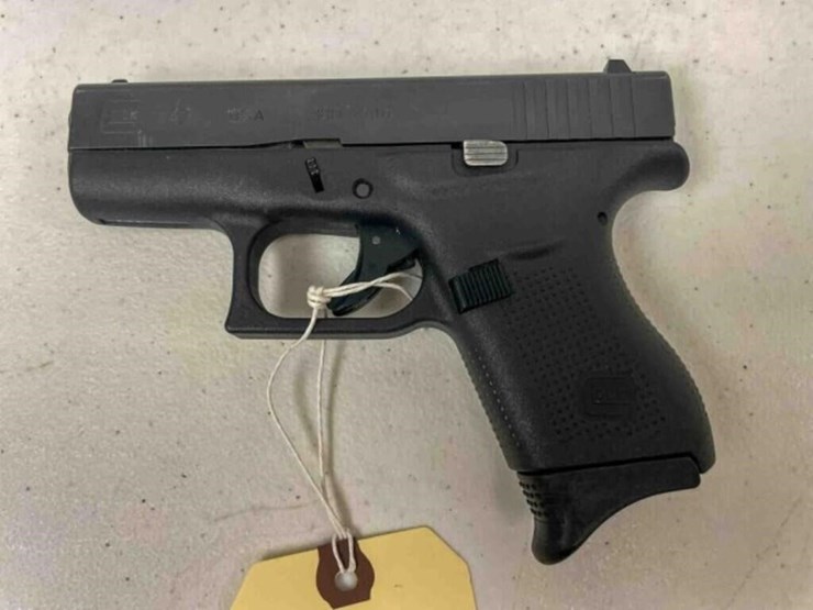 glock-pistol-image-7