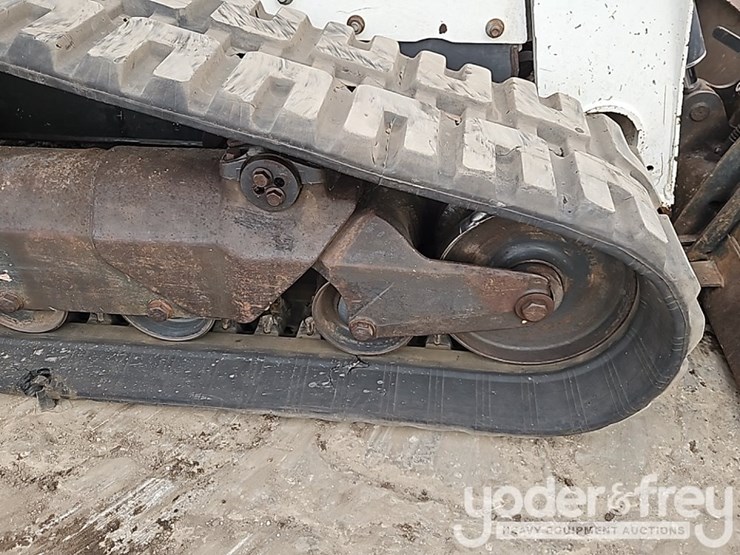 2018-bobcat-t870-image-10