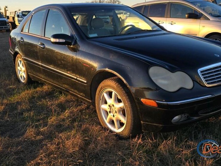 2002-mercedes-benz-c240,-s/n-wdbrf61j22f260401:-odometer-shows-149k-mi.-image-3