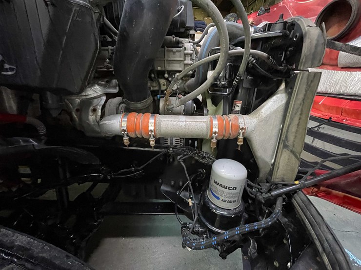 #6226-•-2021-freightliner-cascadia-semi-truck-(title-in-delay)-image-102