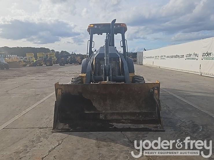 2017-deere-310sl-image-7