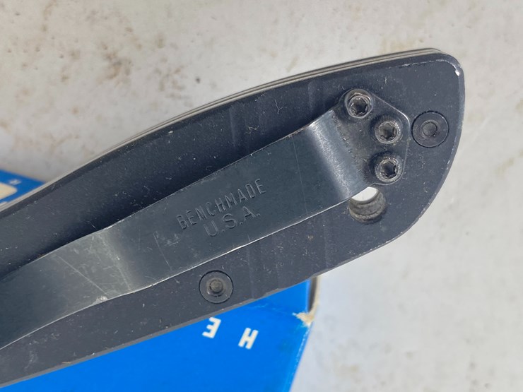 #24-•-#5132-•-benchmade-710bt-axis-lock-knife-nib-bt2-coated-blade-4"-designed-by-mchenry-and-williams-image-5