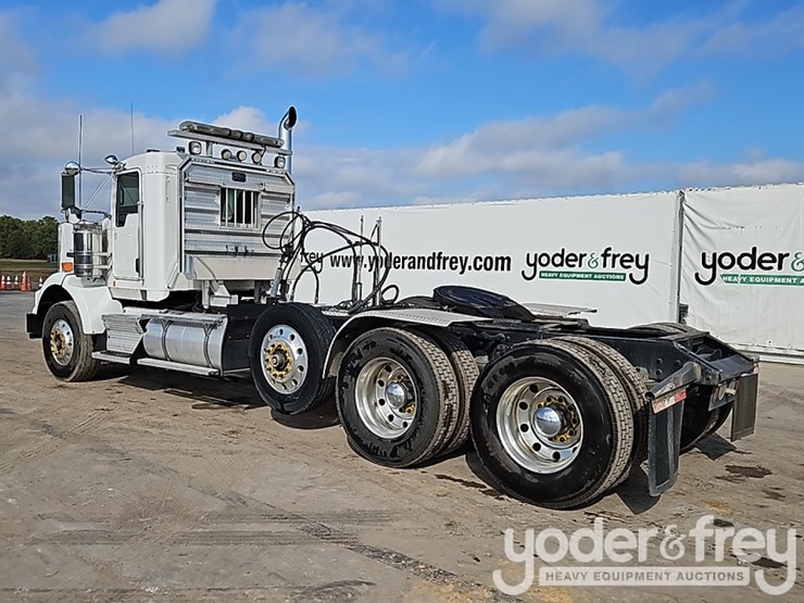 2009-kenworth-t800-image-4