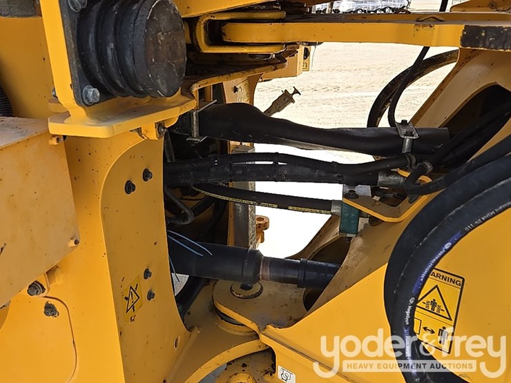 2014-volvo-l60g-image-33