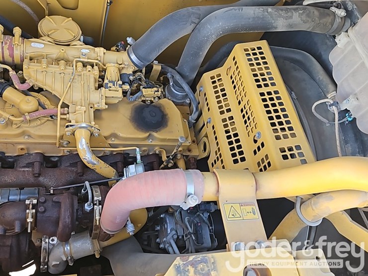 2017-caterpillar-330fl-image-23
