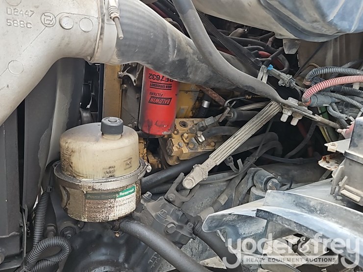 2007-sterling-lt7500-image-17