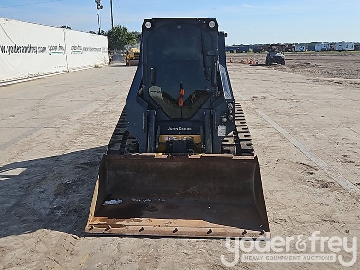 2023-deere-317g-image-14