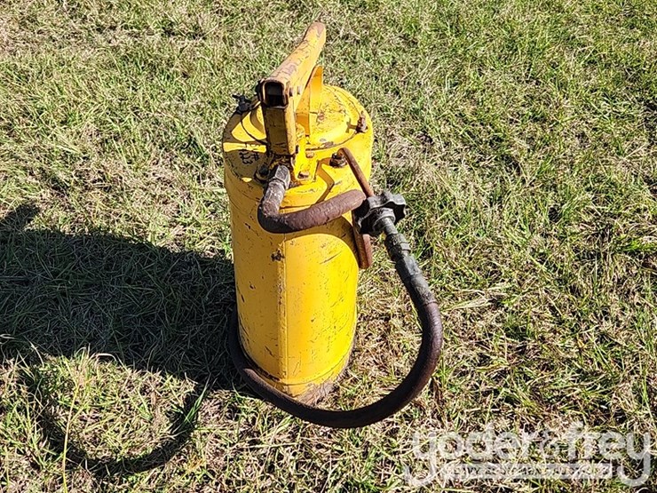 5-gal-gear-oil-pump-image-3