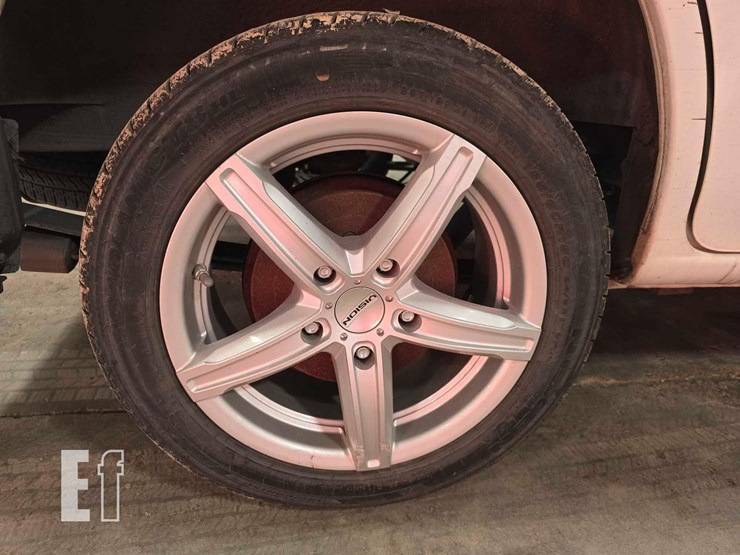 2014-nissan-nv200-image-22