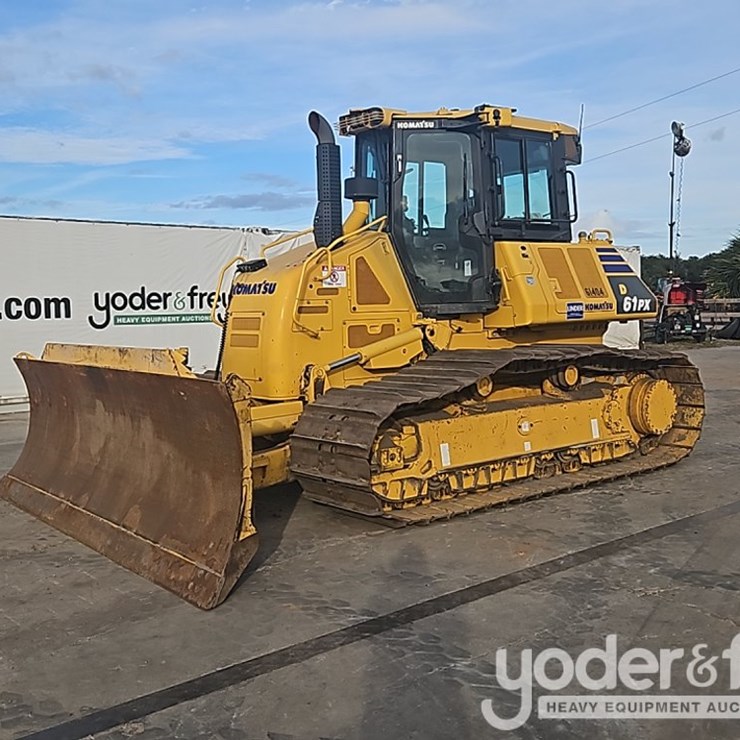 2023 KOMATSU D61PX-24