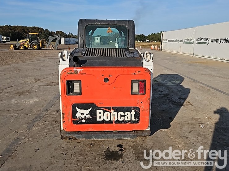 2023-bobcat-t450-image-19