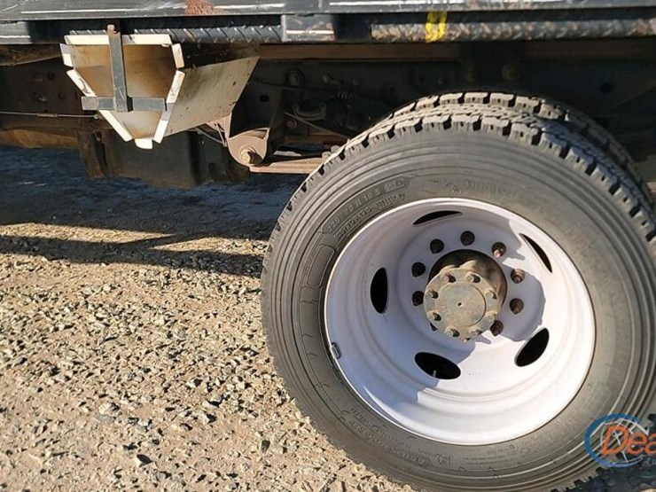 2015-ford-f550-image-6