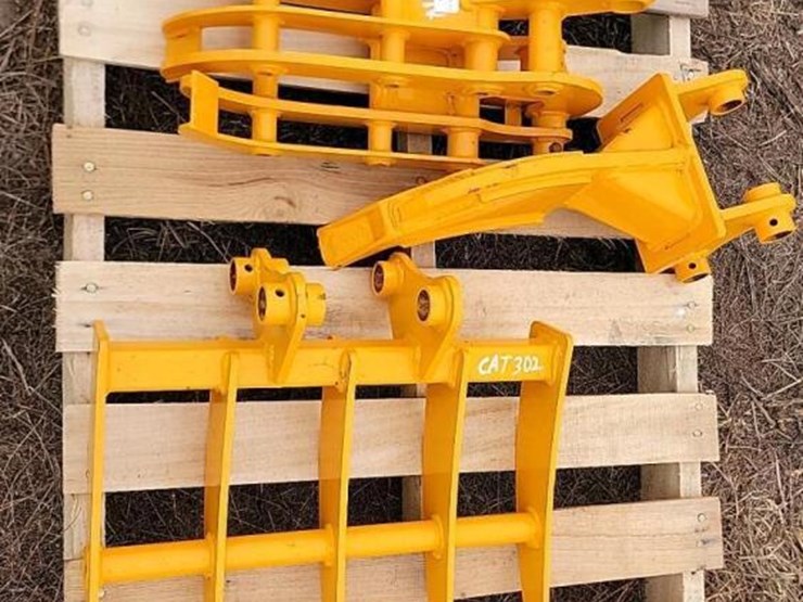 cat-203-rake,-ripper,-grapple-image-1