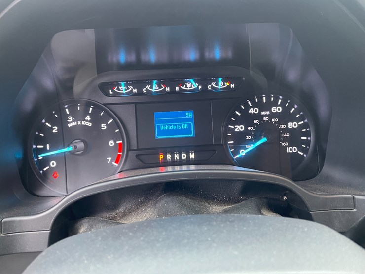 2021-ford-f350-xl-image-45