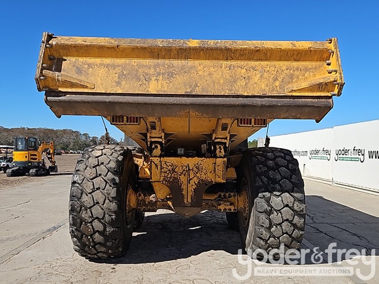 2021-volvo-a40g-image-18