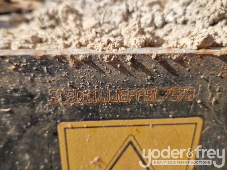 2015-jcb-6tst-image-41