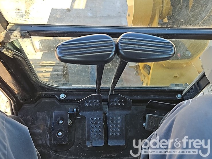 2014-caterpillar-305e-cr-image-38