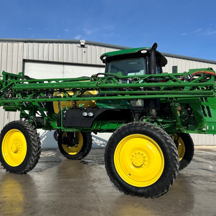 2015 JOHN DEERE R4030