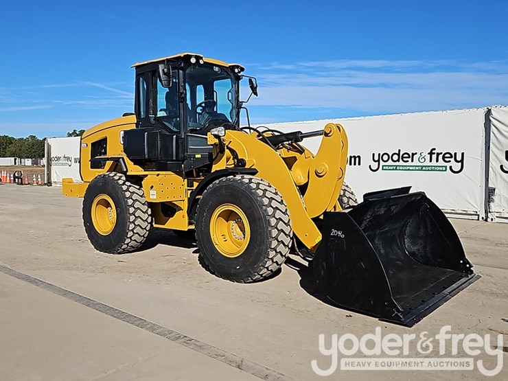 2026-caterpillar-926-image-7