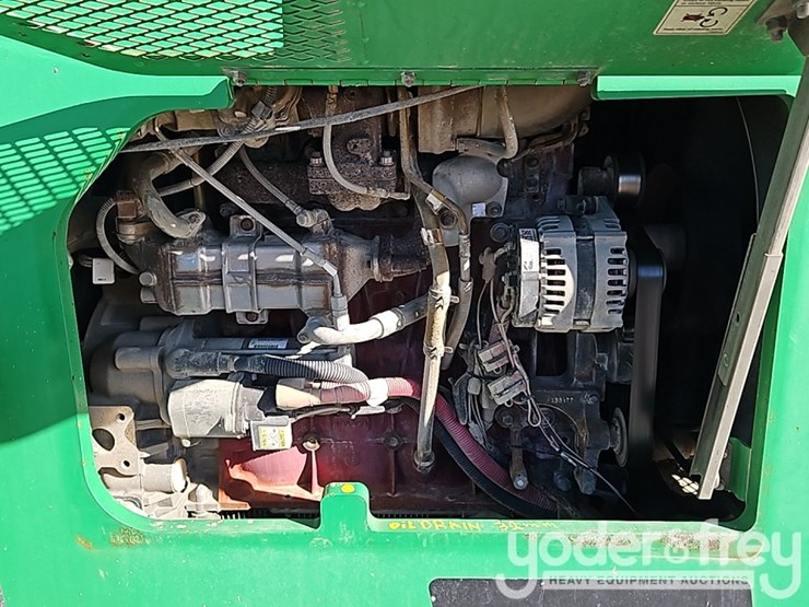 2016-sky-trak-6042-image-23