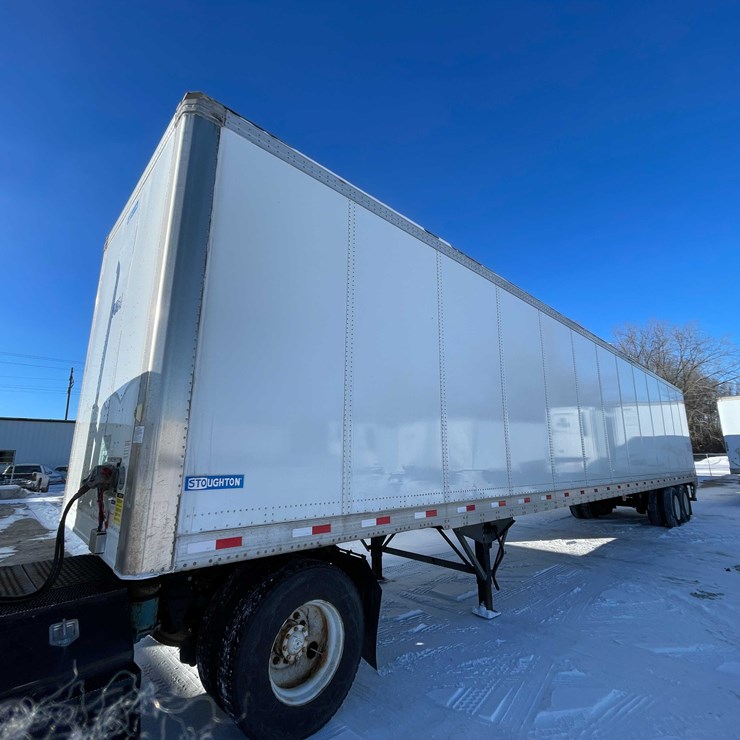 2022 STOUGHTON TRAILER