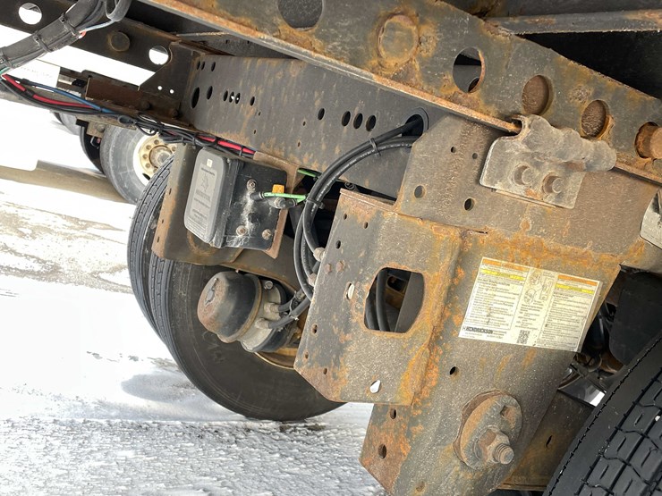 2022-stoughton-trailer-image-30