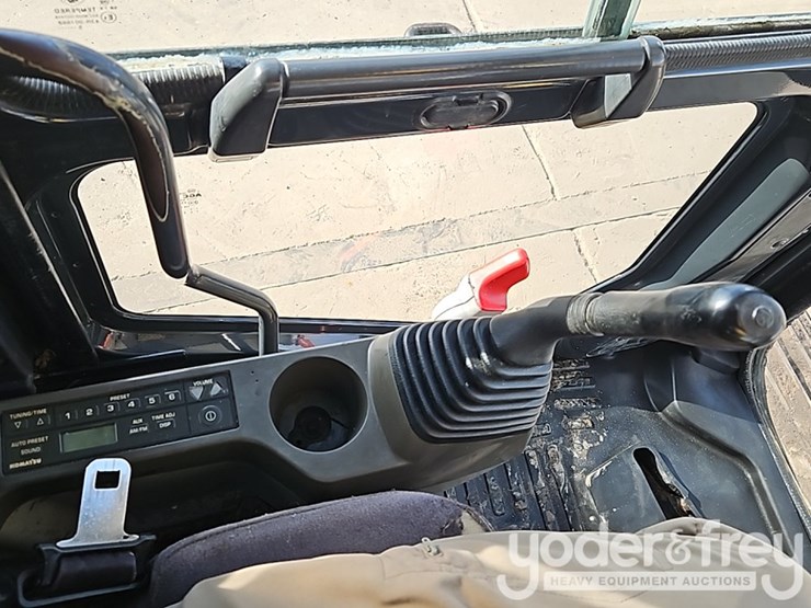 2016-komatsu-pc360-lc-11-image-37