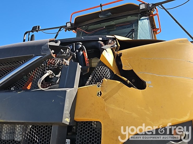 2021-volvo-a40g-image-13