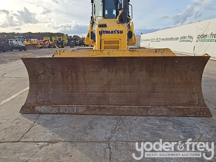 2023-komatsu-d61px-24-image-8