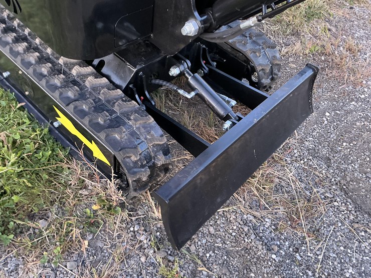 #1207-•-unused-future-ft13-mini-excavator-image-26