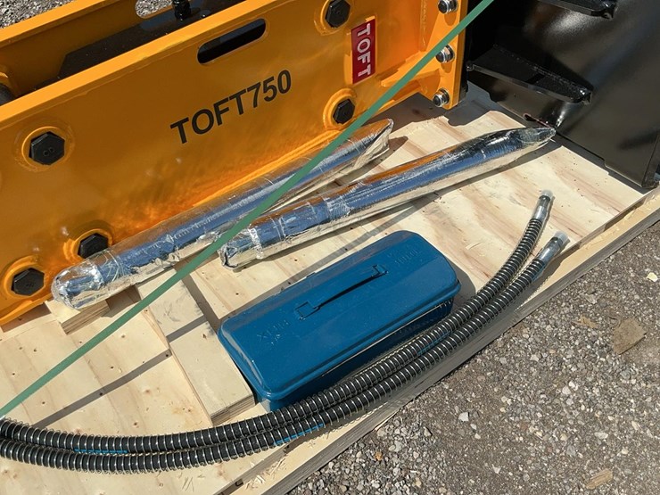 2025-bobcat-s630-image-10