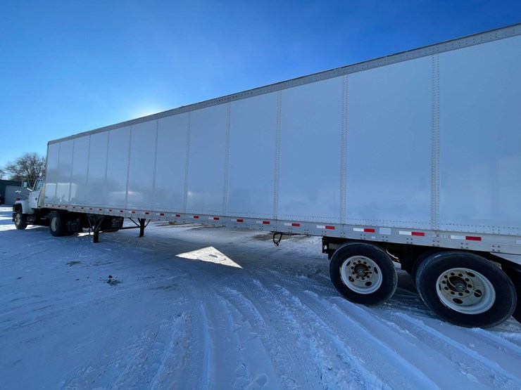 2022-stoughton-trailer-image-9