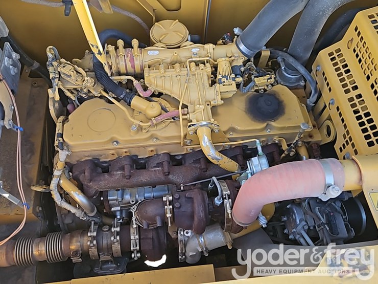 2017-caterpillar-330fl-image-22