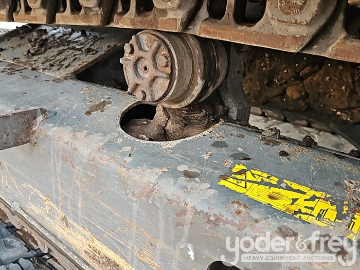 2020-volvo-ecr88d-image-11