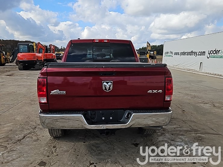 2014-dodge-ram-1500-image-13