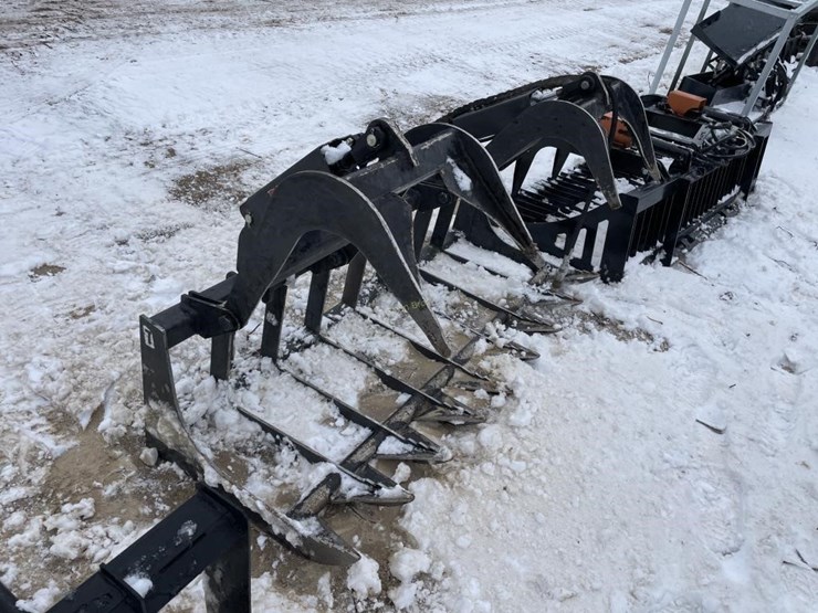 72"-universal-attach-mtl-grapple-bucket-image-3