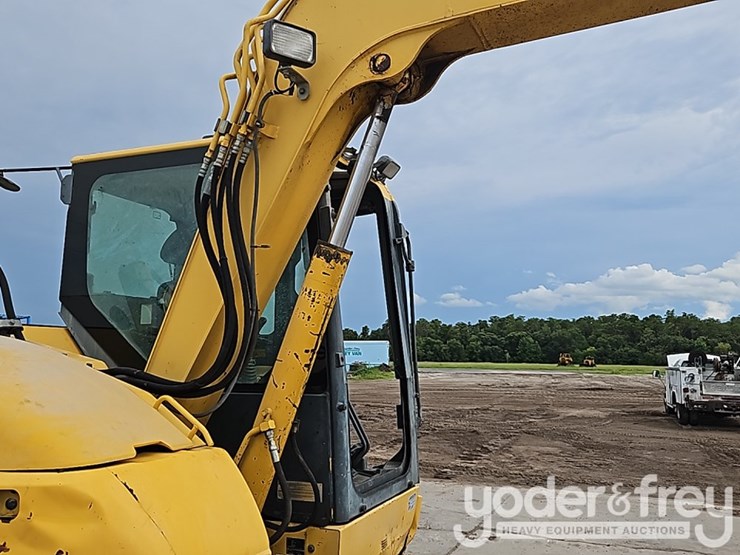 2010-komatsu-pc78us-8-image-15