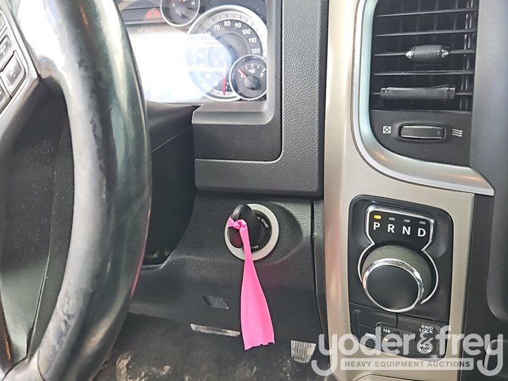 2014-dodge-ram-1500-image-30