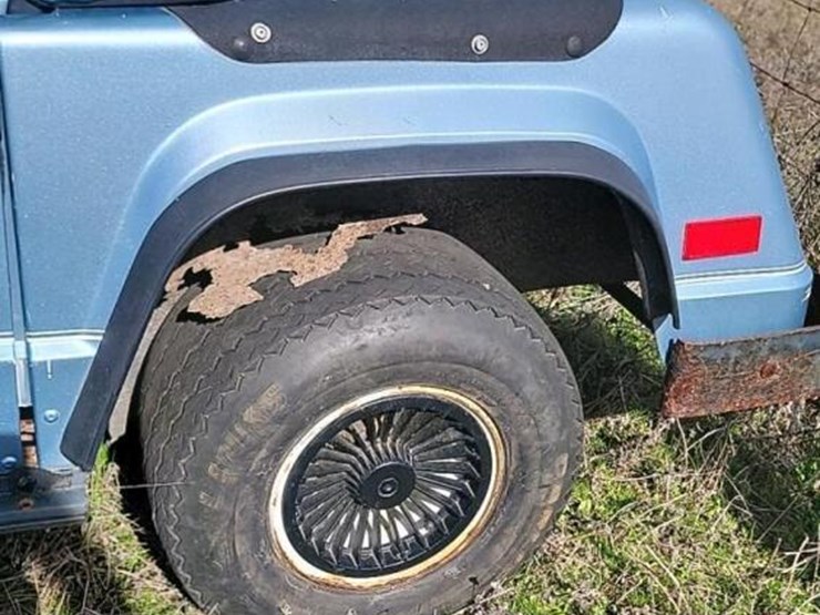 columbia-parcar-electric-cart:-36-volt,-charger-image-4