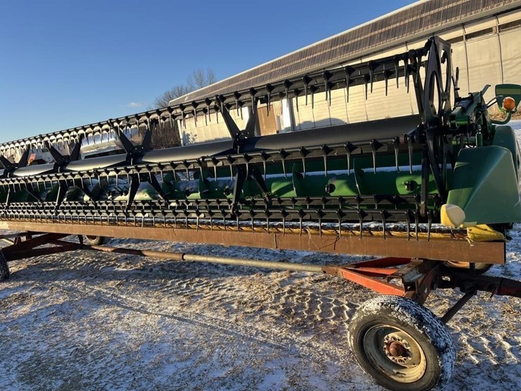 john-deere-630f-image-8