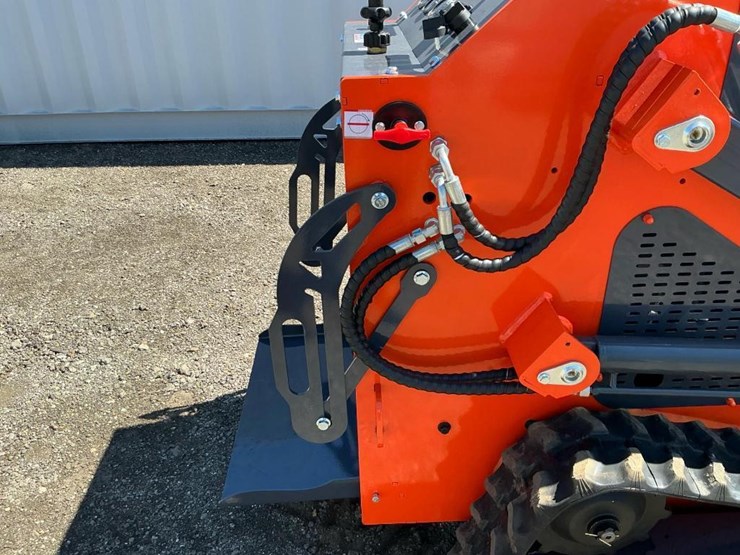 #1001-•-tpm,-t460-mini-skid-steer-loader-image-14