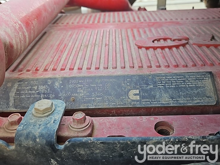 2021-kenworth-t880-image-28