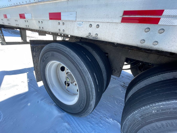 2023-stoughton-trailer-image-24