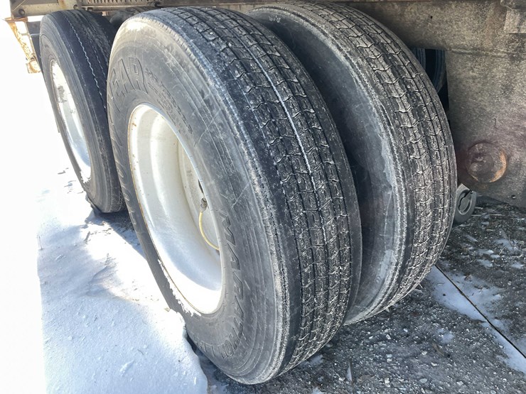 2023-stoughton-trailer-image-21