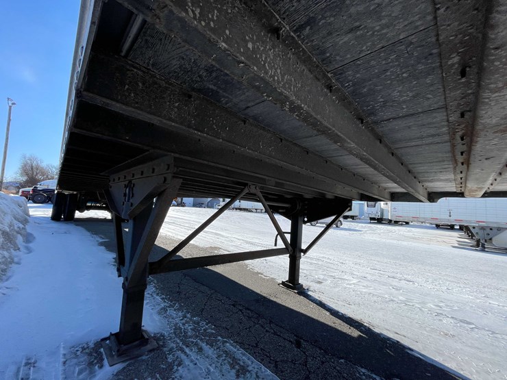 2023-stoughton-trailer-image-16