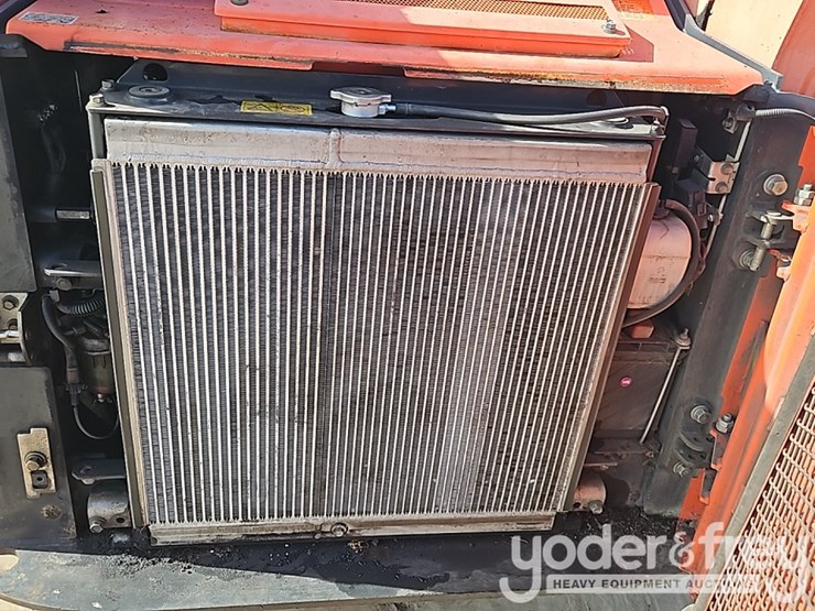 2018-kubota-svl75-image-22