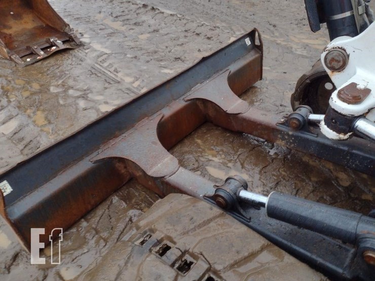 2008-bobcat-337g-image-24